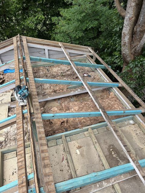 Roof battens fixed across the rafters